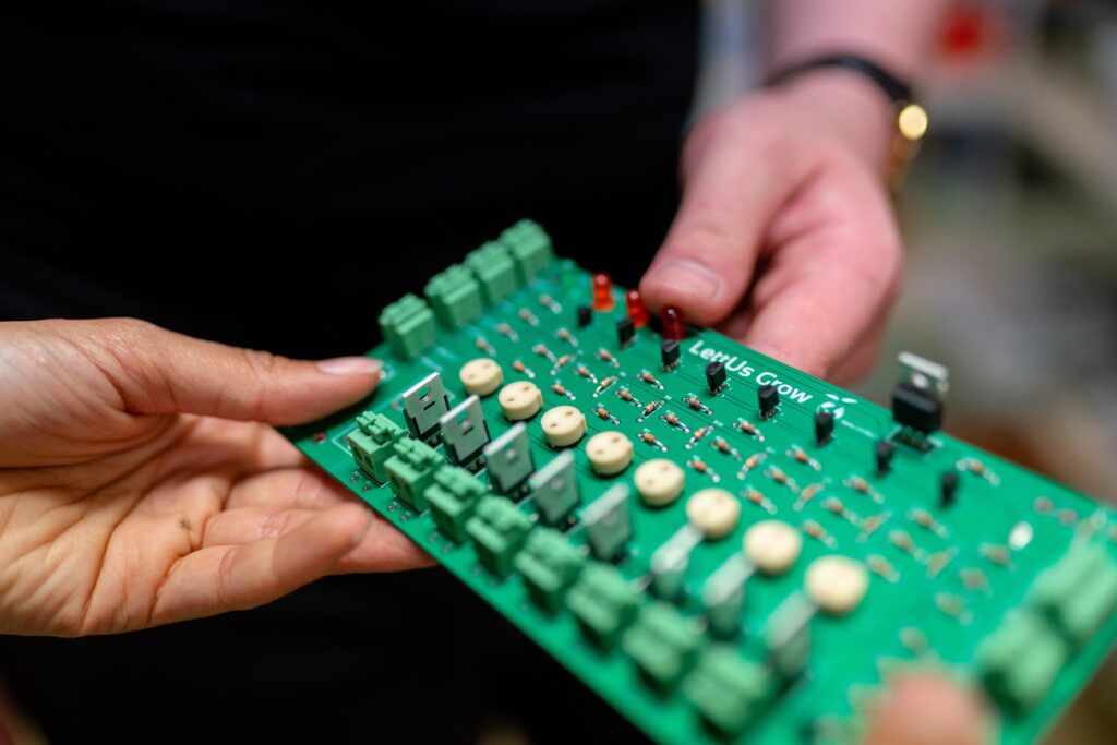Multilayer PCB stackup